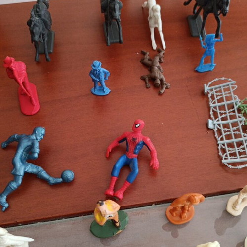 Figures set used, 41 pieces including Spiderman, knights, astronauts, animals