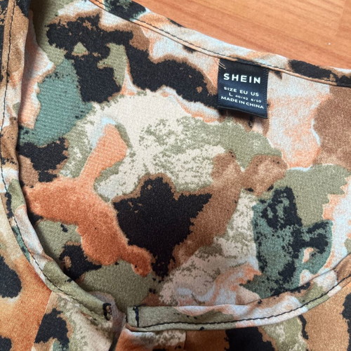 Shein blouse shirt L new, cool and airy