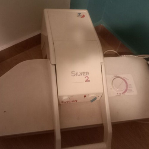 Silver Singer SP 1800 ironing press used, in good condition