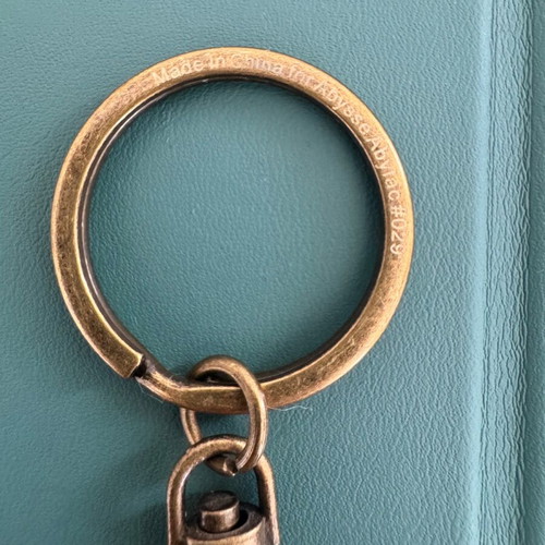 Game Of Thrones Hand of King Abysse keychain like new, multicolor