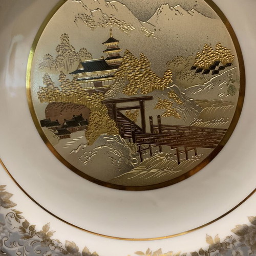 Japanese Decorative Porcelain Plate The Art of Chokin like new, 24 cm