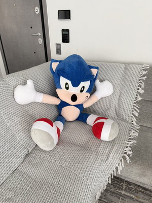 Sonic the Hedgehog plush toy, 130 cm