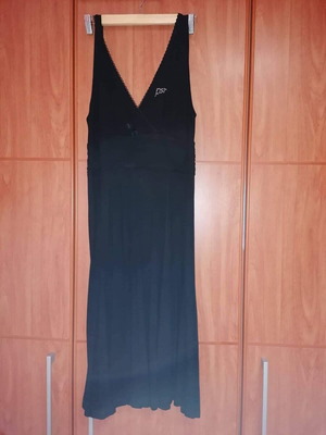 Plus size black dress like new, elastic fabric