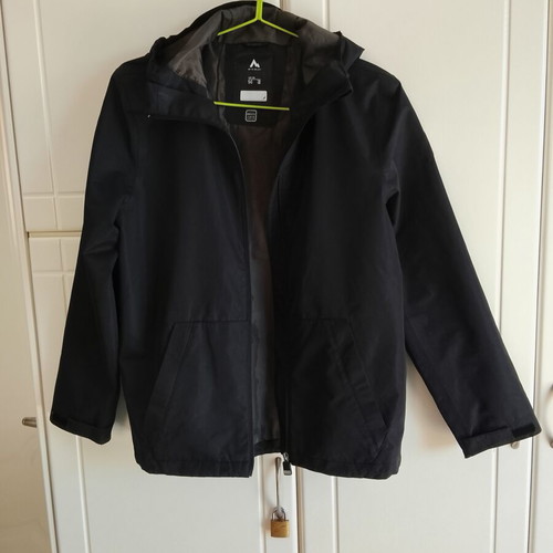 McKinley kids jacket size 14 black like new