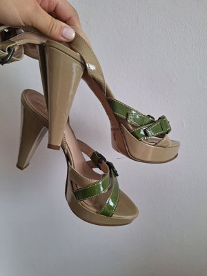 Bournazos Pumps like new, beige and green, size 37