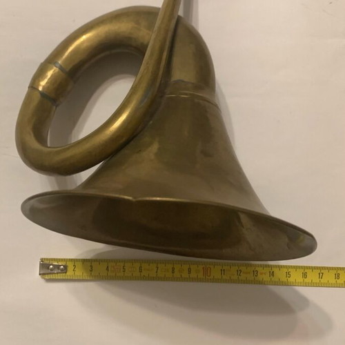 Horn very old used