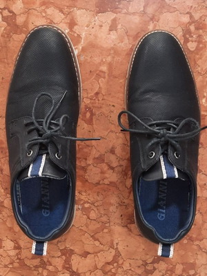 Gianni Italian shoes size 41 for men and boys like new