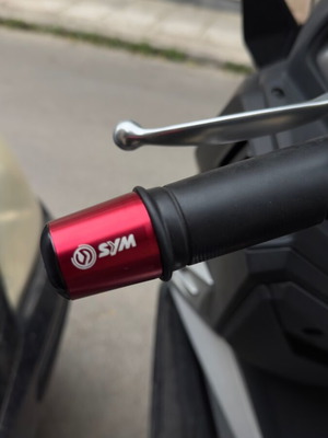 SYM red handlebar weights new