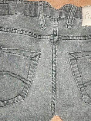 Armani women's jeans No 27 used