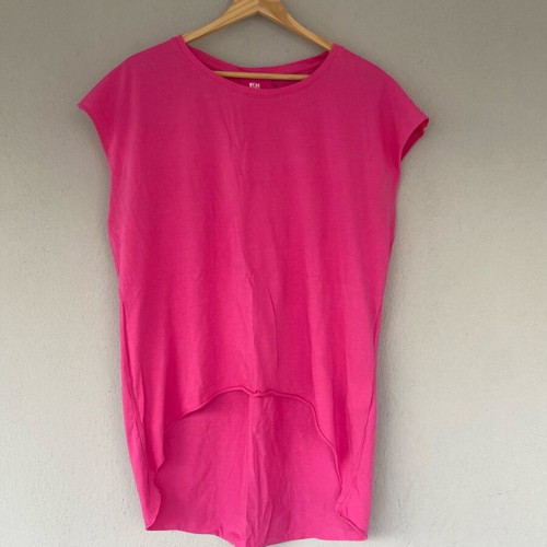 Bsb asymmetrical top like new, fuchsia, size Small