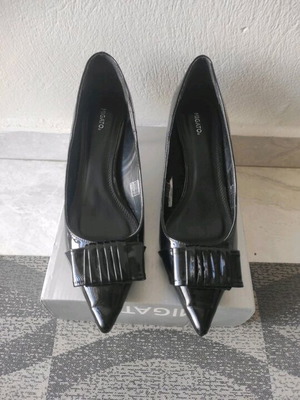 Migato black pumps with low heel new, size 41