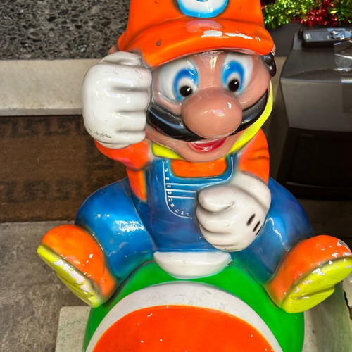 Super Mario coin-operated kiosk machine used, not working