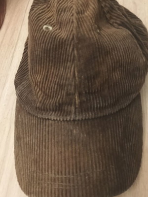 Corduroy brown hat like new, size 58