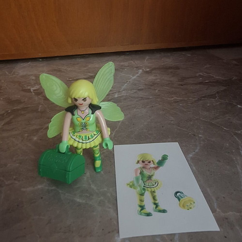Playmobil Figures Series 10 Girls with yellow cupcake and lemon suitcase