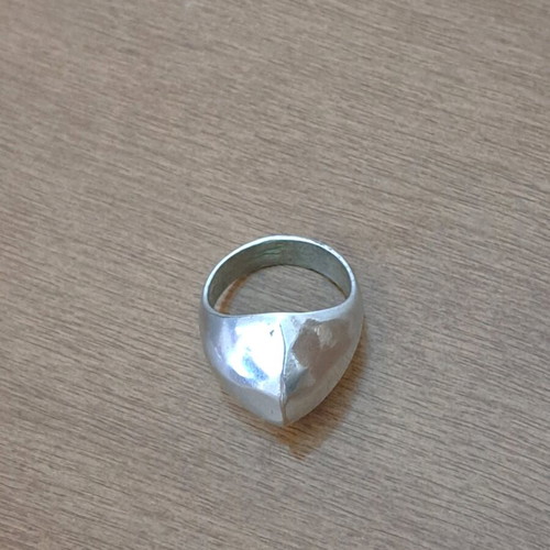 Chevalier ring 925 silver with geometric design like new