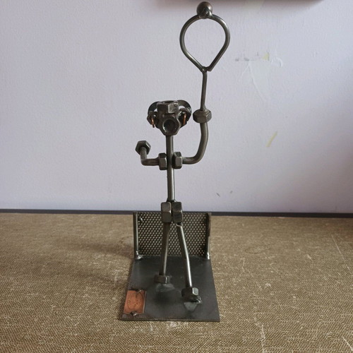 Hinz and Kunst Original statue used
