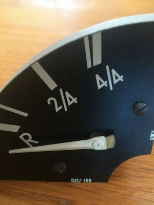 Mercedes VDO W114 W115 W108 W109 fuel level gauge used
