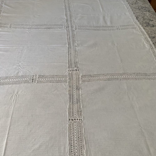 Vintage handmade dowry tablecloth with azur and crochet lace, like new