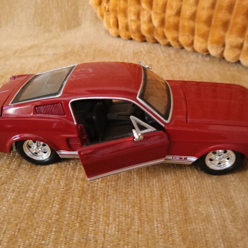 Αυτοκίνητο Mustang 1967 μεταλλικό σαν καινούργιο 1:24