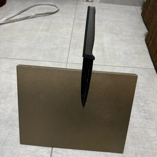 Magnetic knife holder like new