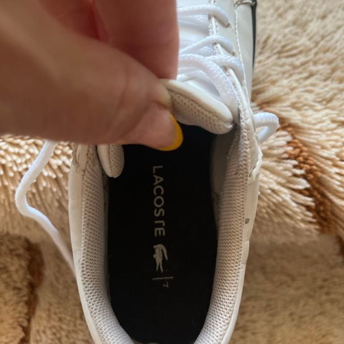 Lacoste kids sports sneakers used, size 28, black and white