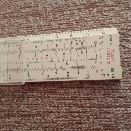 Aristo Reitz No89 ruler like new with leather case