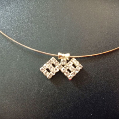 Silver necklace used, elastic metal adjustable