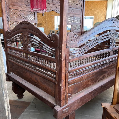 Balinese traditional king size canopy bed used, solid teak