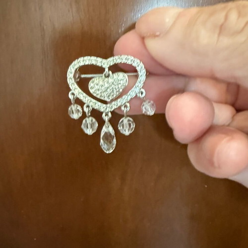 Swarovski brooch like new, silver