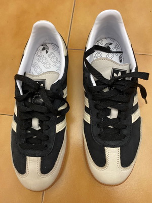 Adidas Samba athletic shoes used, size 39, black