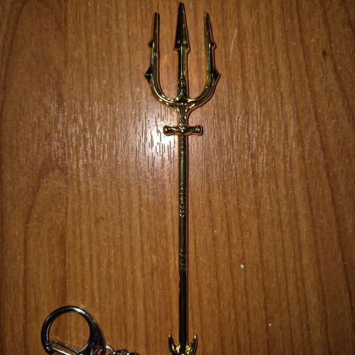 Aquaman's Trident Keychain new, gold metal