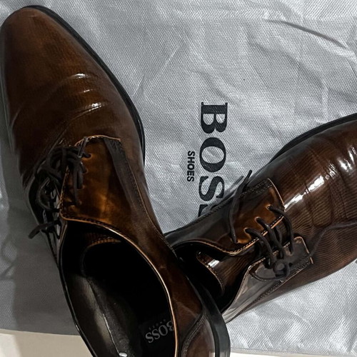 Boss shoes brown like new, size 43