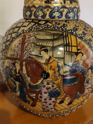 Βάζο Royal Satsuma με καπάκι, χειροποίητο