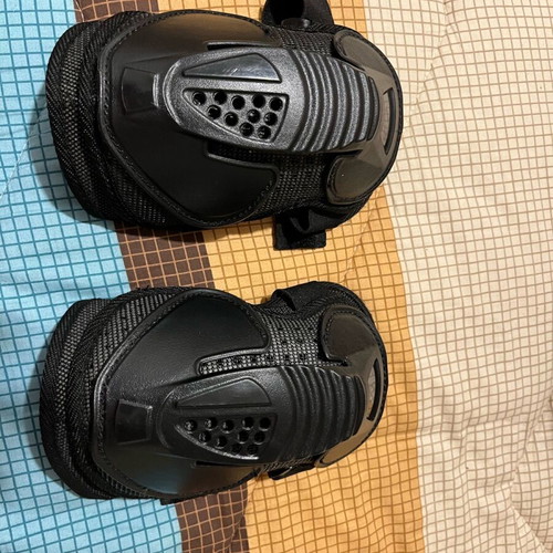 Skate protective set black new, unused