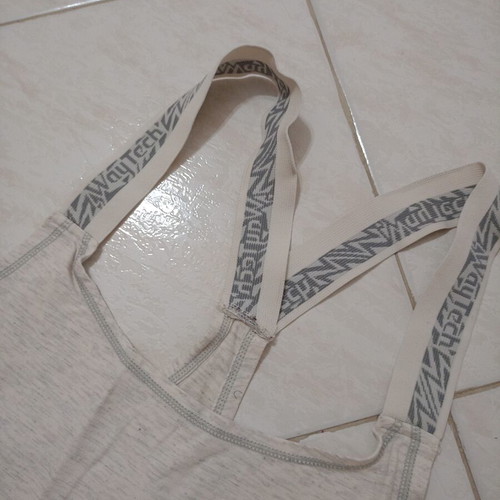 Athletic top with elastic straps size XL white-gray like new