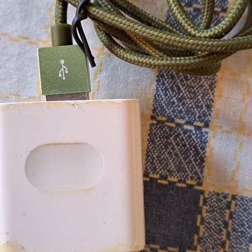 Huawei chargers like new, fast SuperCharge with USB Type-C cable