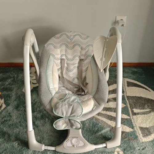 Relax Ingenuity bouncer used with USB and 3 speed settings