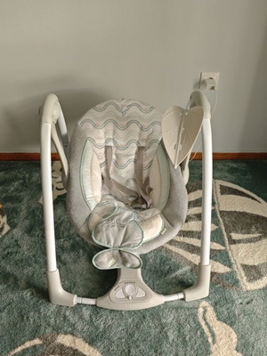Relax Ingenuity bouncer used with USB and 3 speed settings