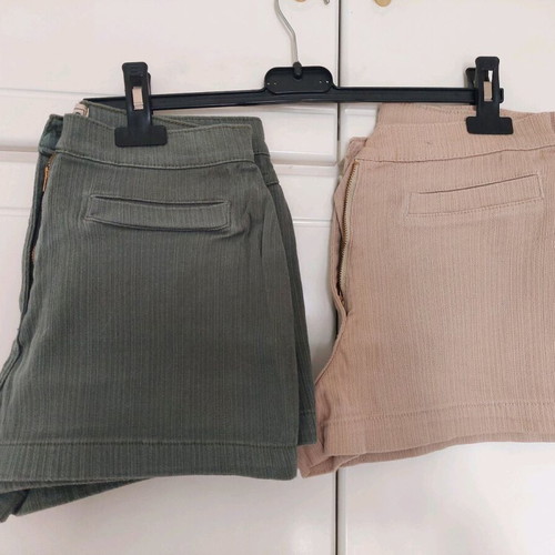 Γυναικεία σορτς N.L. JEANS (L) σαν καινούργια, πακέτο 2, μπεζ και πράσινα