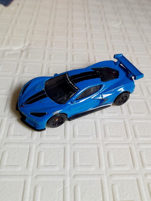 Hot Wheels Corvette C8.R toy car like new