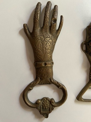 Vintage brass bottle openers used, set of 2 pieces