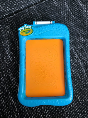 Painting board used with crayons