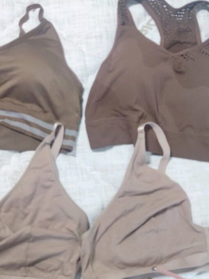 Σετ 4 σουτιέν Shein σαν καινούργιο, 3XL και 4XL, μπεζ και καφέ