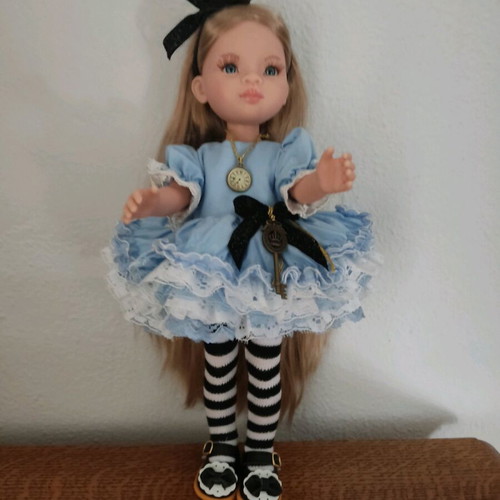 Paola Reina Alice and Wonderland doll new