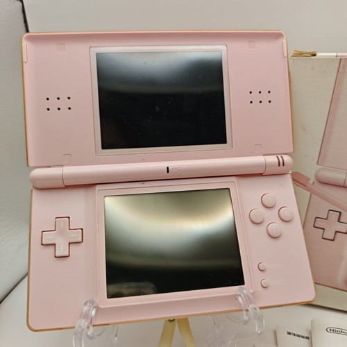 Nintendo DS Lite pink used with box and USB charger