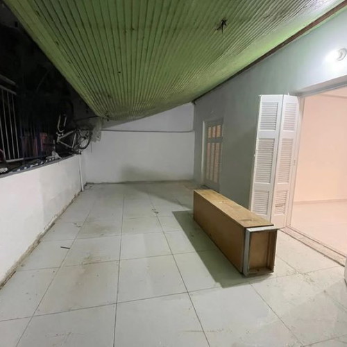 Διαμέρισμα 73 τ.μ. ημιυπόγειο με 2 υπνοδωμάτια και βεράντα στην Αθήνα
