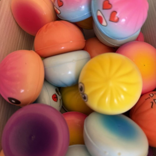 Small 4cm foam squishy, 1 piece