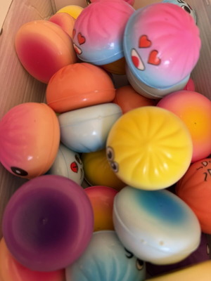 Small 4cm foam squishy, 1 piece