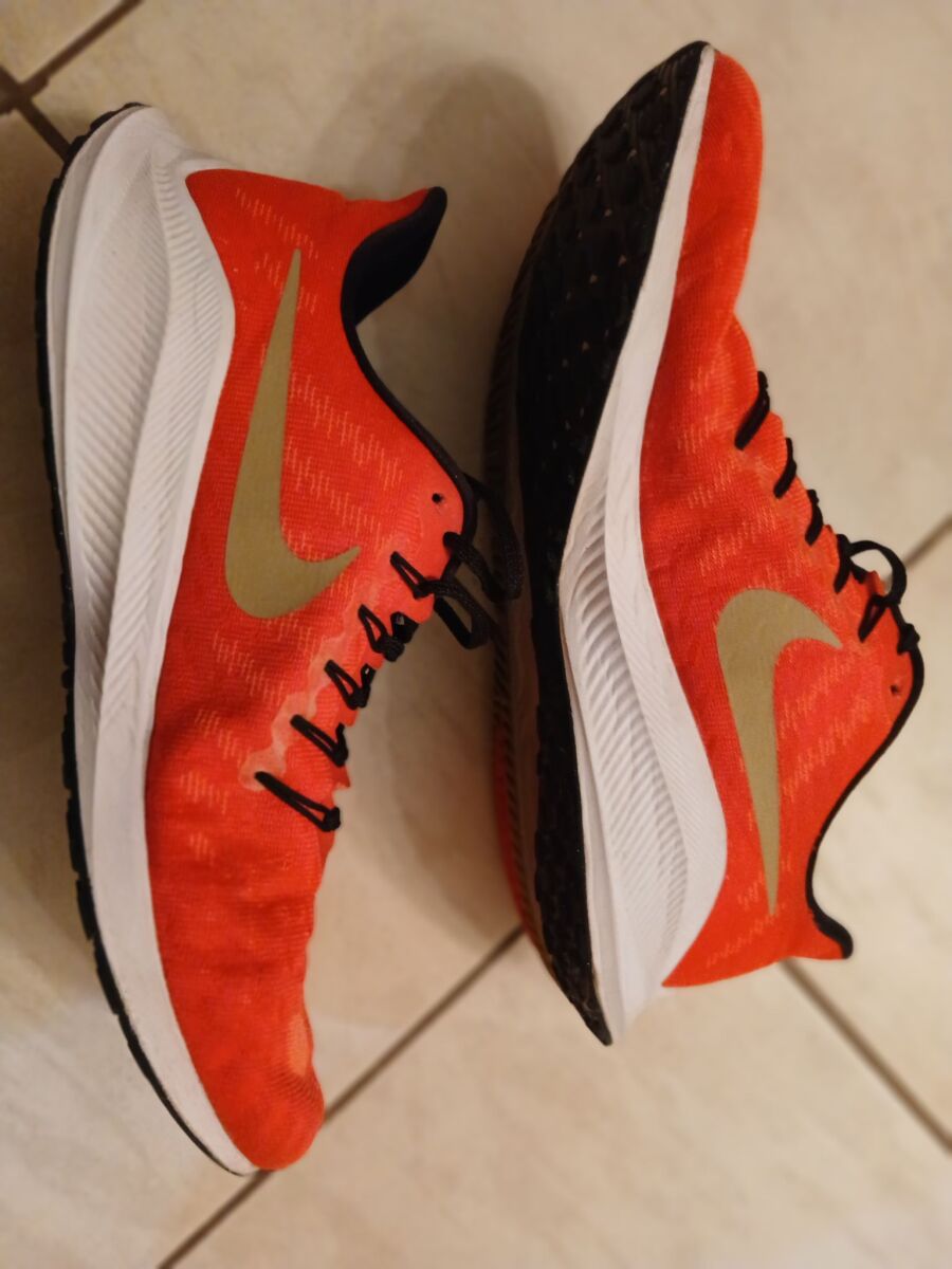 nike air zoom vomero 14 red