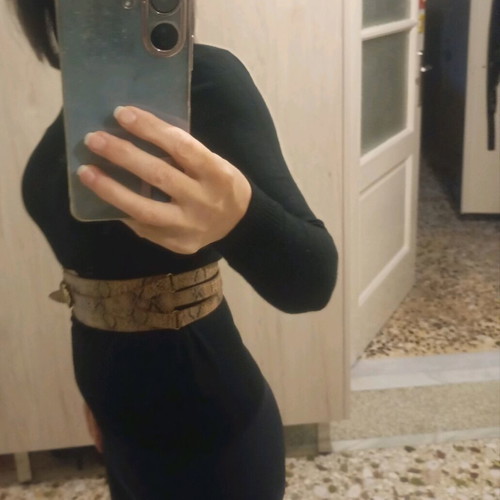 Belt like new, adjustable, black and beige
